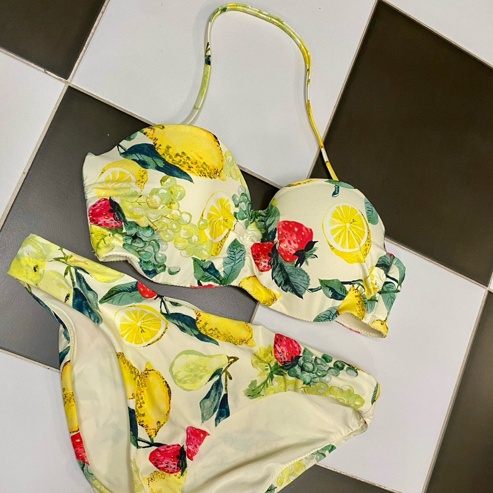 🍋 Lemoncello Bustier Bandeau Bikini With Removable Strap - Picture 3 of 9